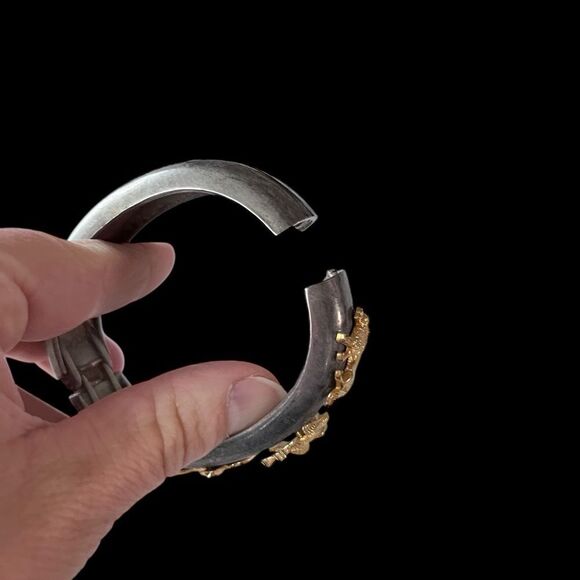 Vintage Mixed Metal Safari Animals Clamper Bracelet - Picture 10 of 11